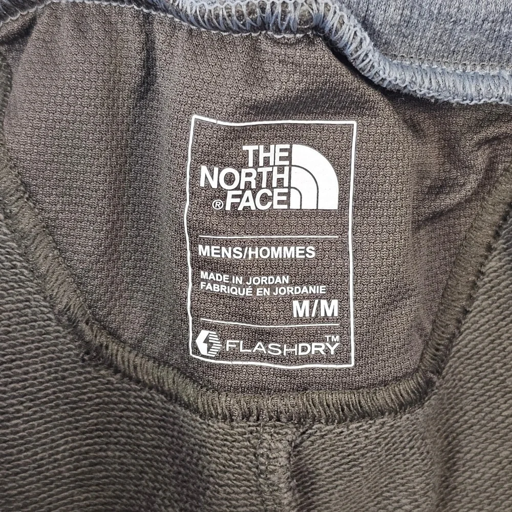 The North Face FlashDry‎ Mens Shorts Medium Gray Athletic Hiking Loungewear